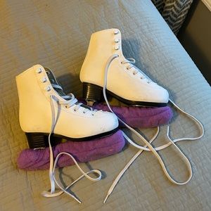 Size 13 white figure skates